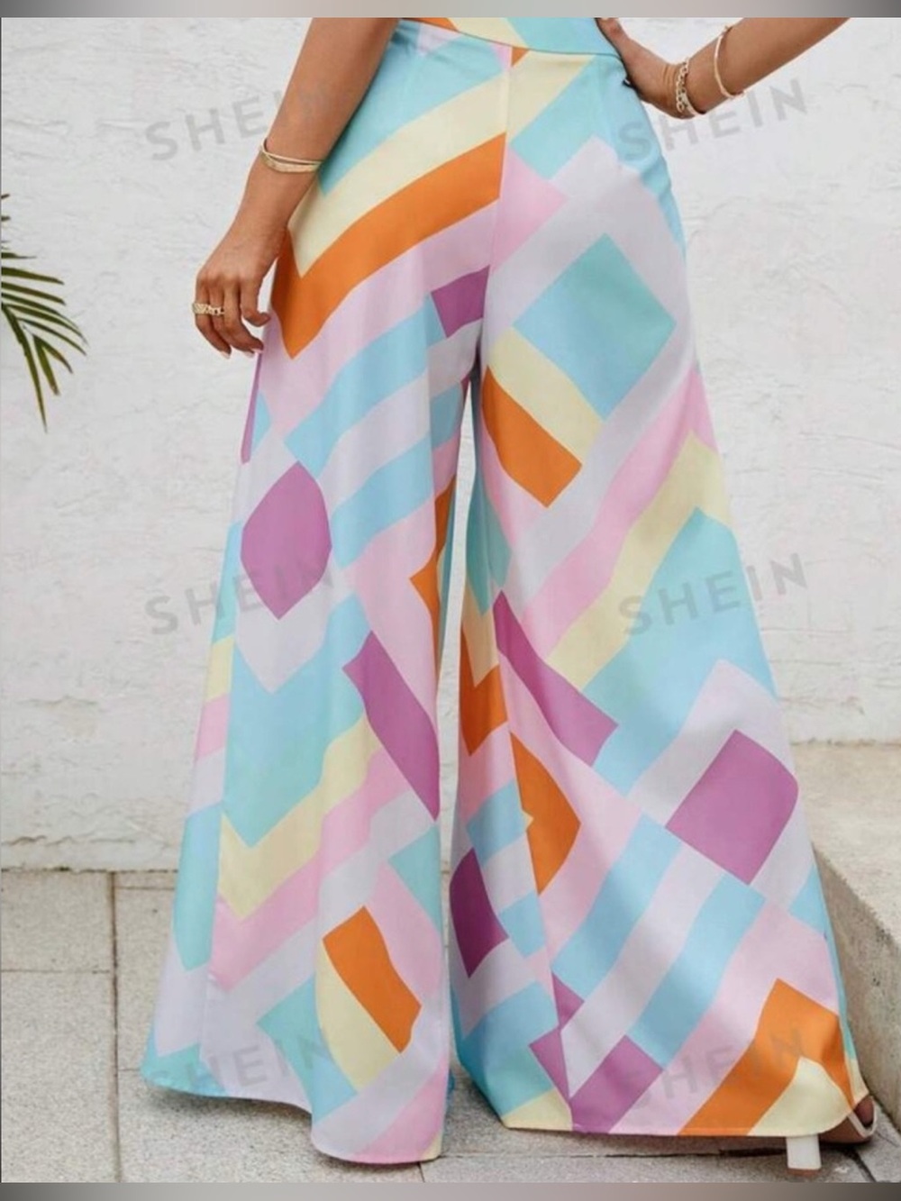 SHEIN Vcay Geo Pattern Flowy Pants - Picture 2 of 8